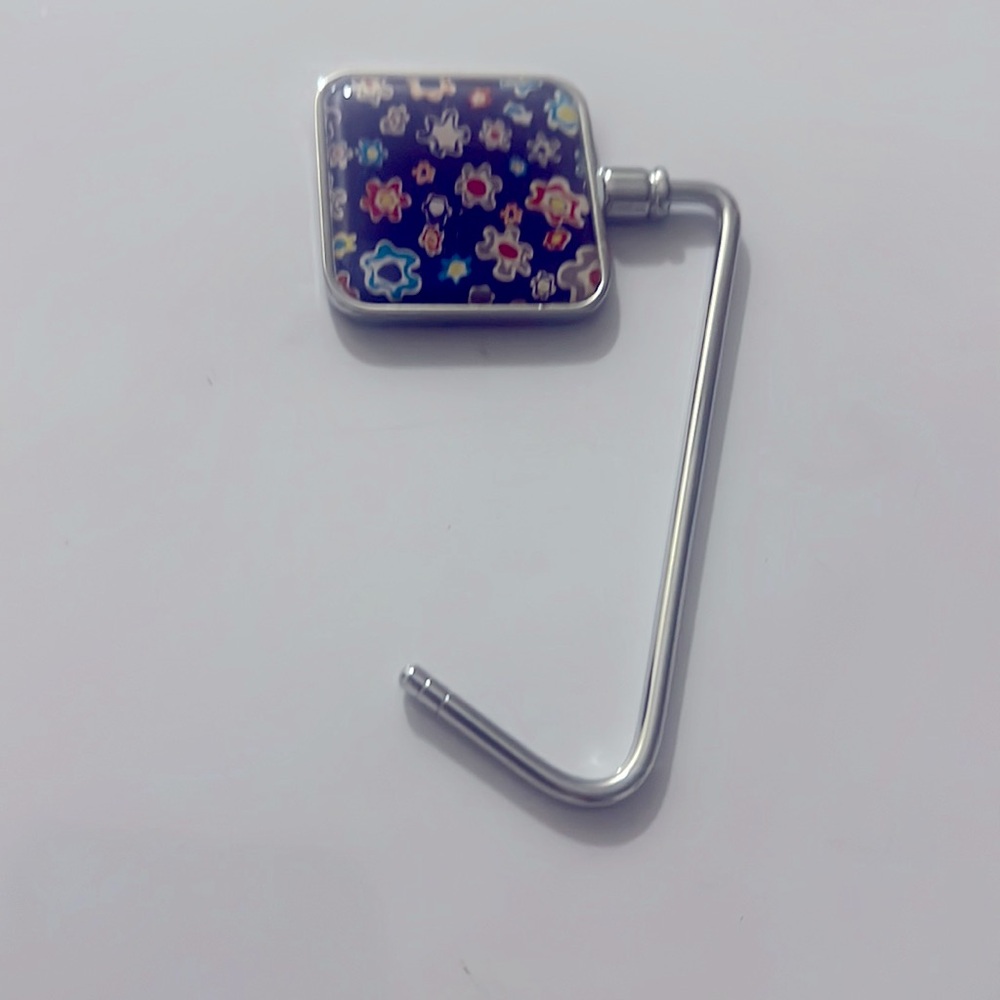 LaVie Metal Handbag Caddy pretty flower 💐